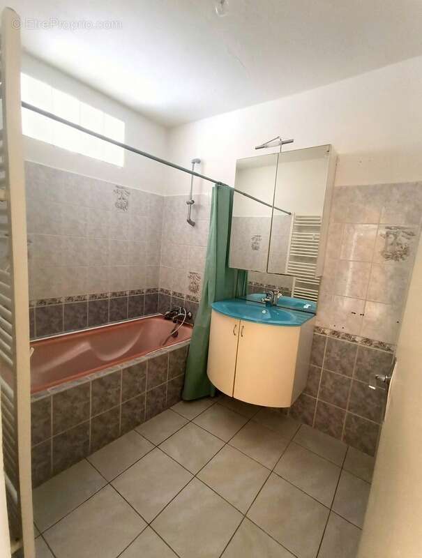 Appartement T4 avec garage, parking privé et visite virtuelle – Brest centre / Recouvrance - photo 9