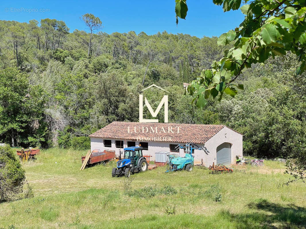 Maison à LORGUES