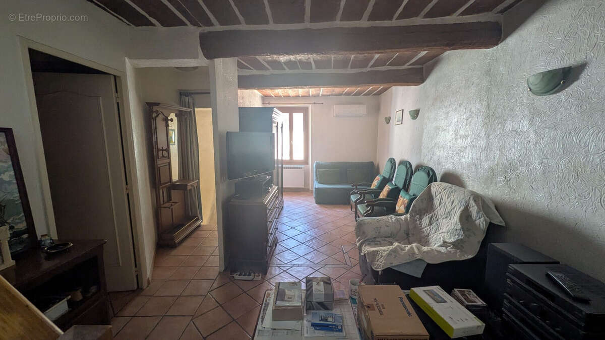 Maison à GONFARON