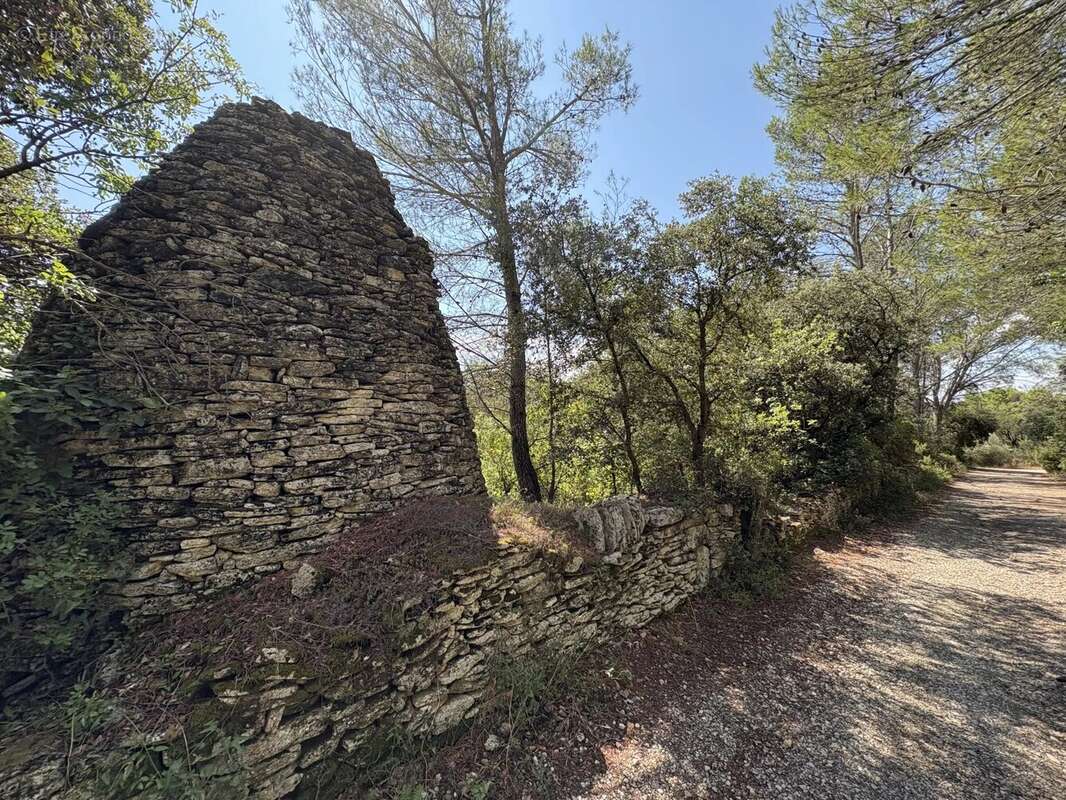 Terrain à UZES