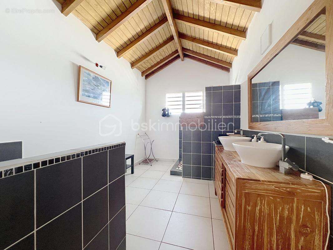 Ensemble immobilier villa et ses deux locatifs vue mer - photo 11