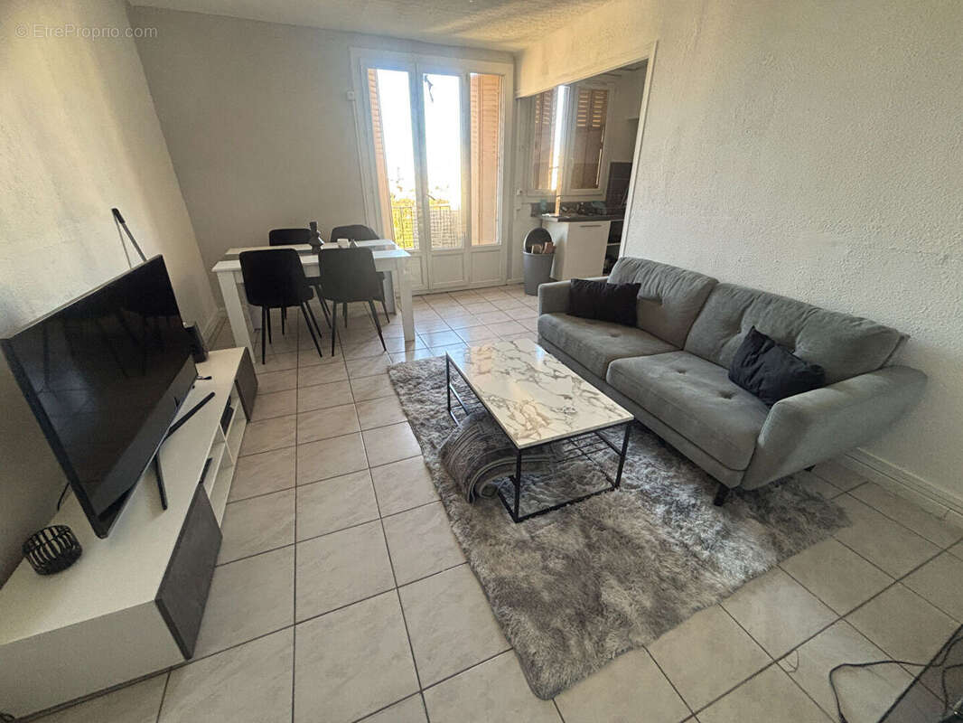 Appartement à MARSEILLE-14E