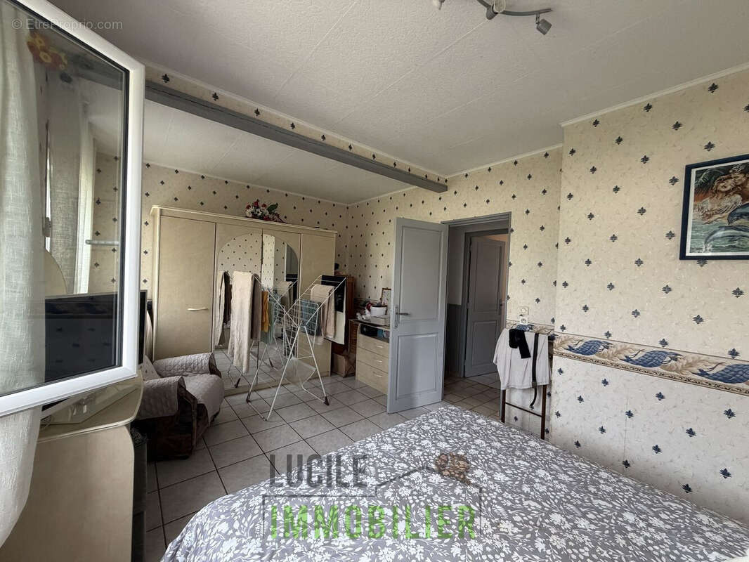 Maison de plain-pied 6 - Maison à BREUIL-LE-VERT