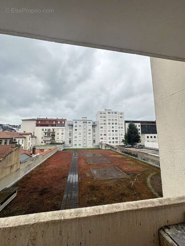 Appartement à SAINT-ETIENNE