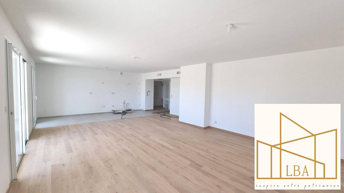 Appartement à MARSEILLE-8E