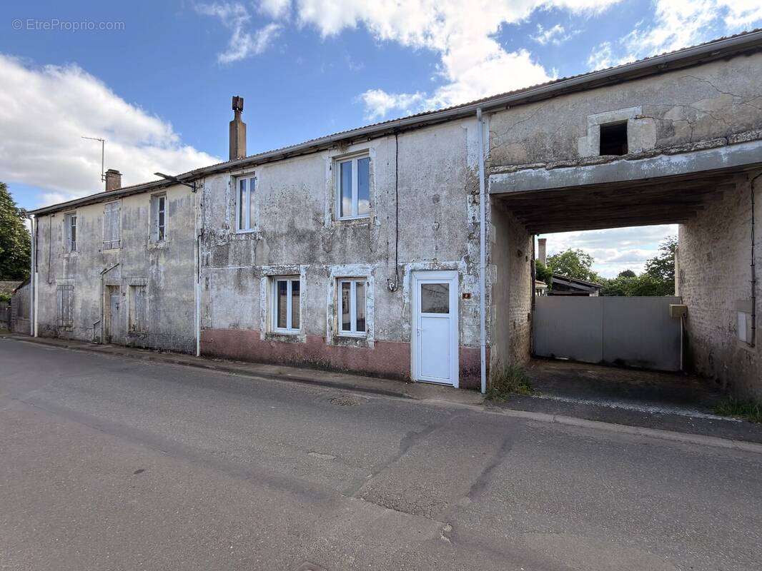 Maison à MONTJEAN