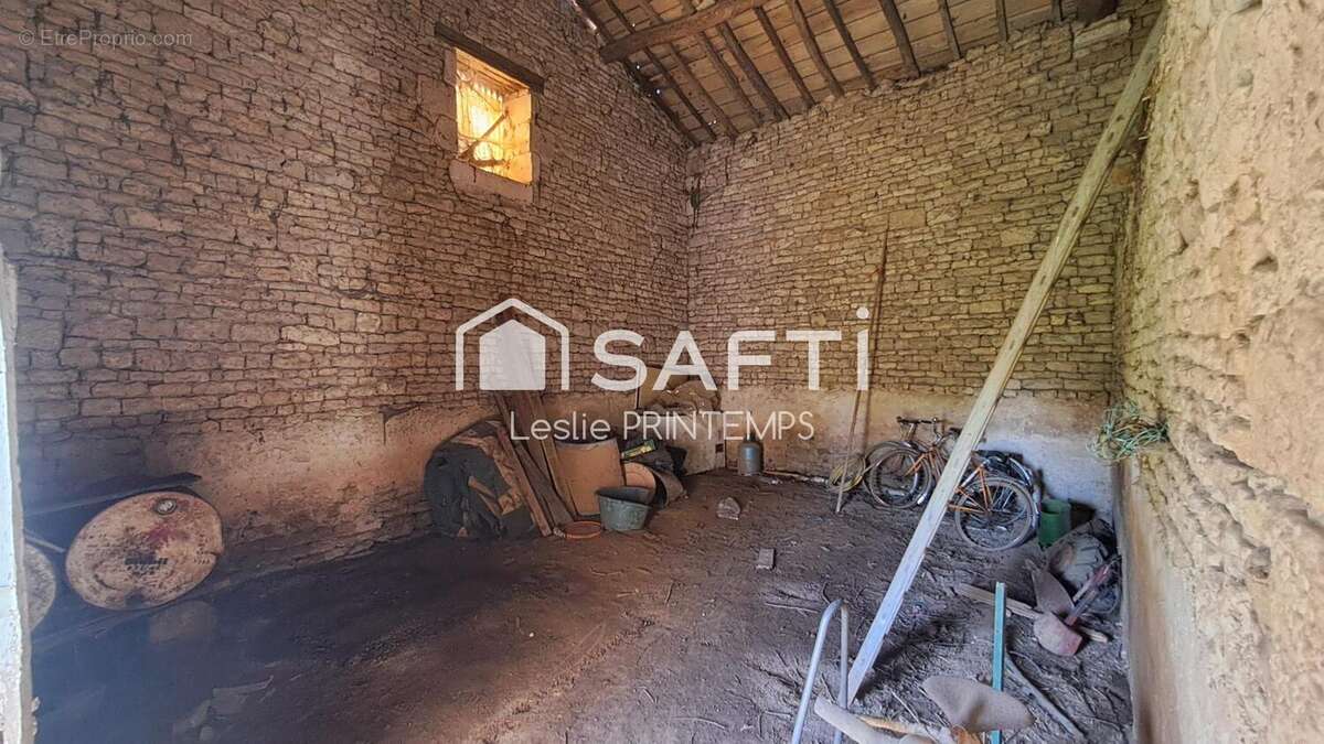 Photo 3 - Maison à SAINT-HILAIRE-DES-LOGES