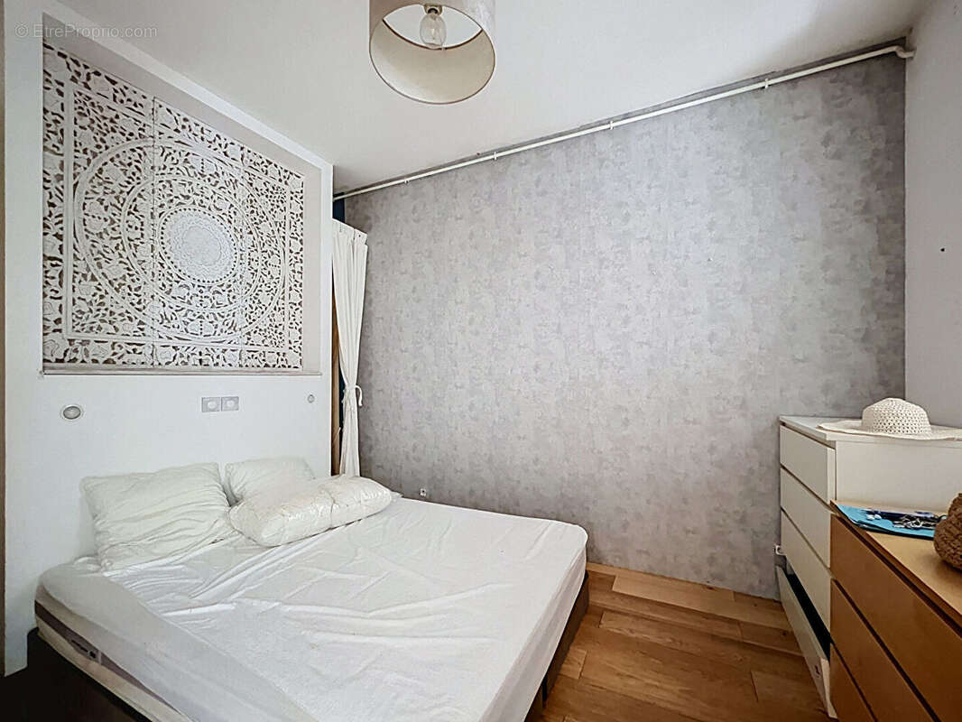 Appartement à MARSEILLE-5E