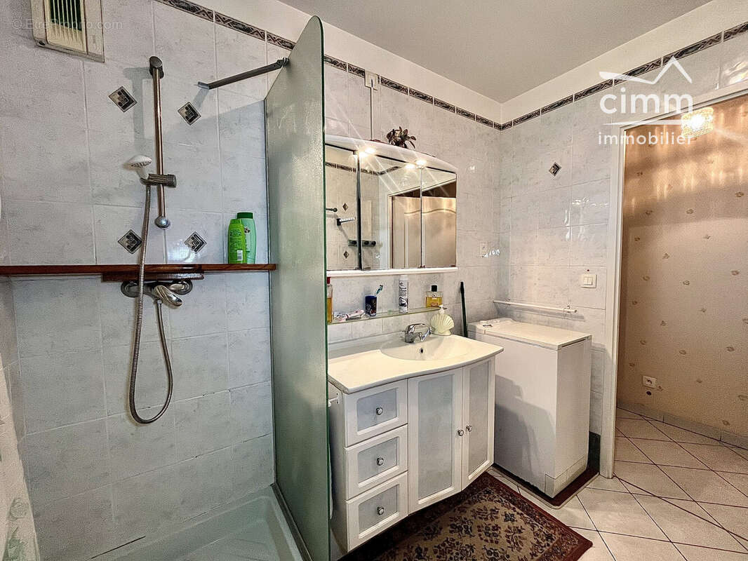 Appartement 82 m² à Grenoble  - photo 8