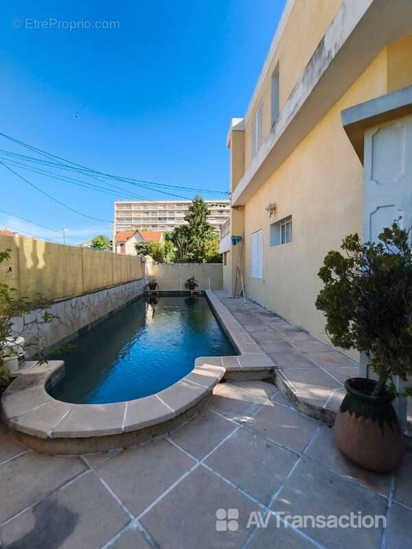 Maison à MARSEILLE-9E