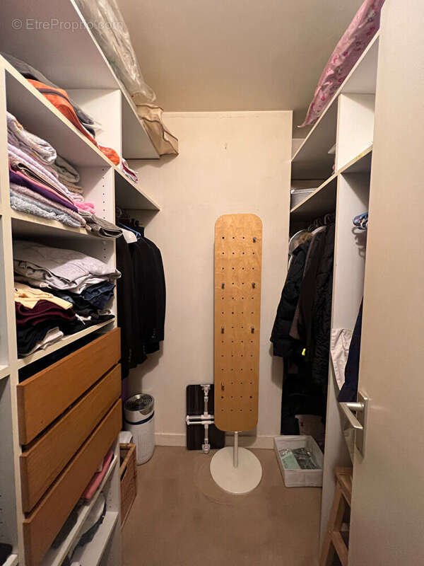 Appartement à SURESNES