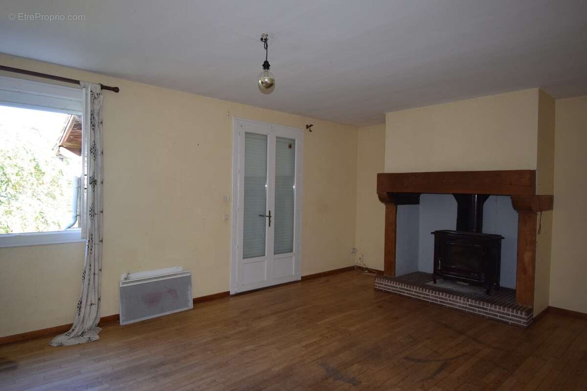 Maison à vendre 4 pièces TOUR DE FAURE (46) - photo 7