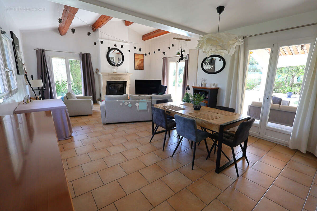 Villa Peymeinade 170 m² avec piscine et jardin 1493 m² - photo 7