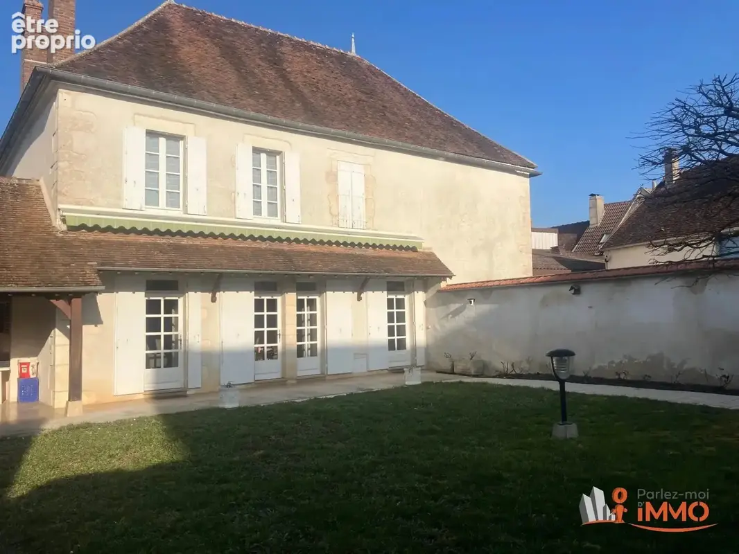 Belle maison bourgeoise avec dépendances - photo 18