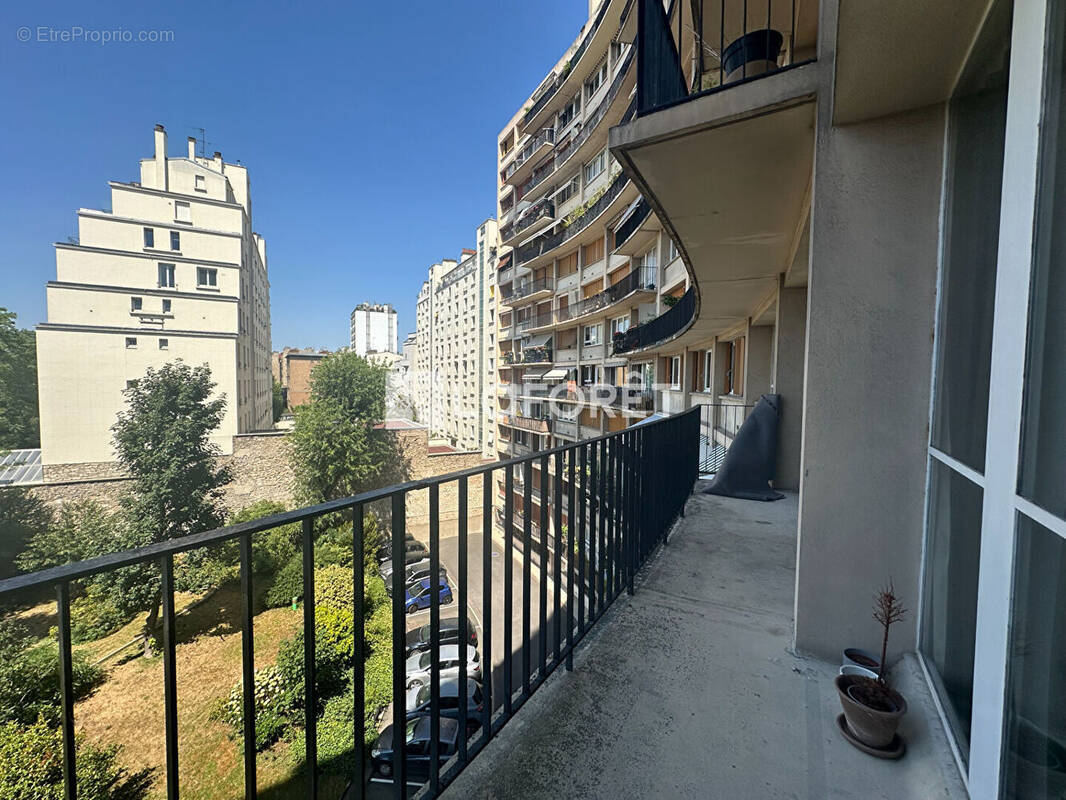 Appartement à PARIS-12E