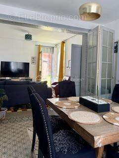 Maison à MONT-D&#039;ORIGNY