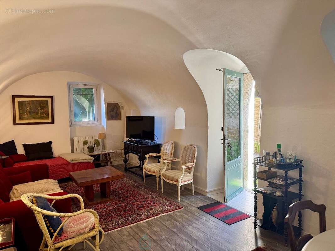 Maison à VETHEUIL