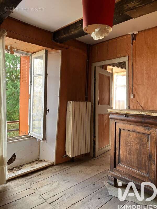 Maison 139 m² à Saint-Setiers  - photo 2