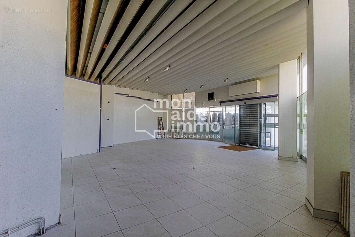 Commerce à MONT-DE-MARSAN