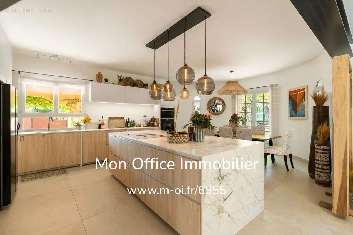 Maison à EGUILLES