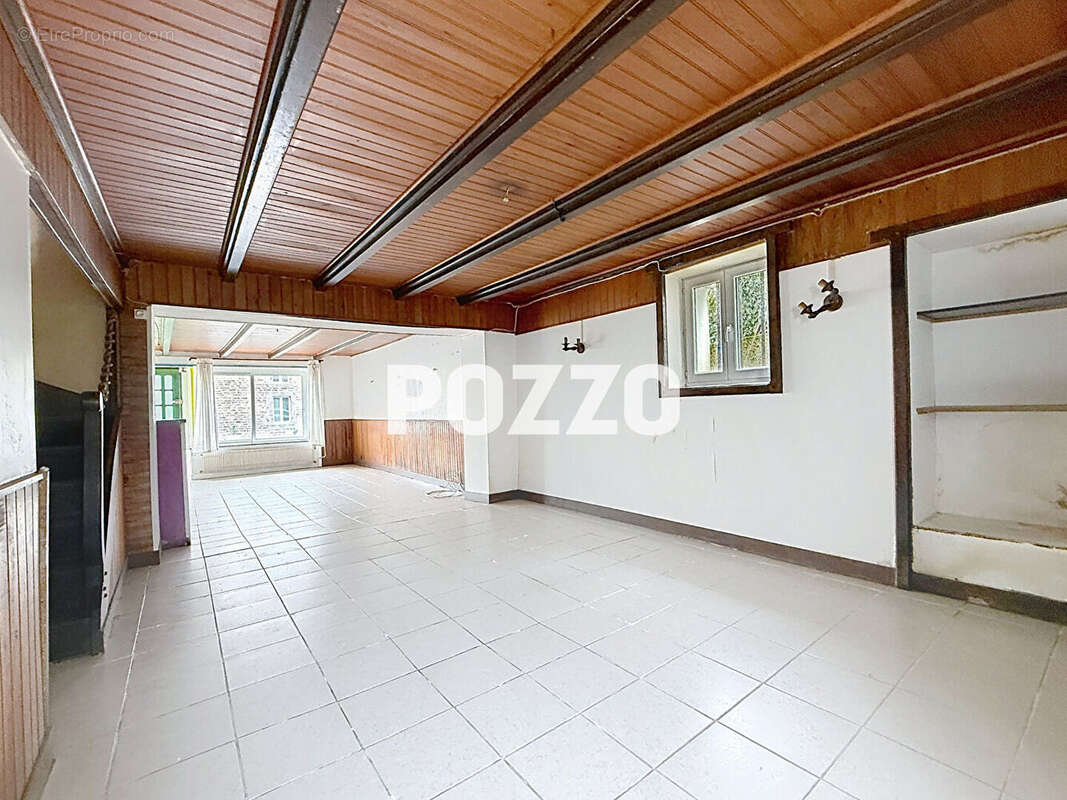 Maison à SAINT-SAUVEUR-LA-POMMERAYE