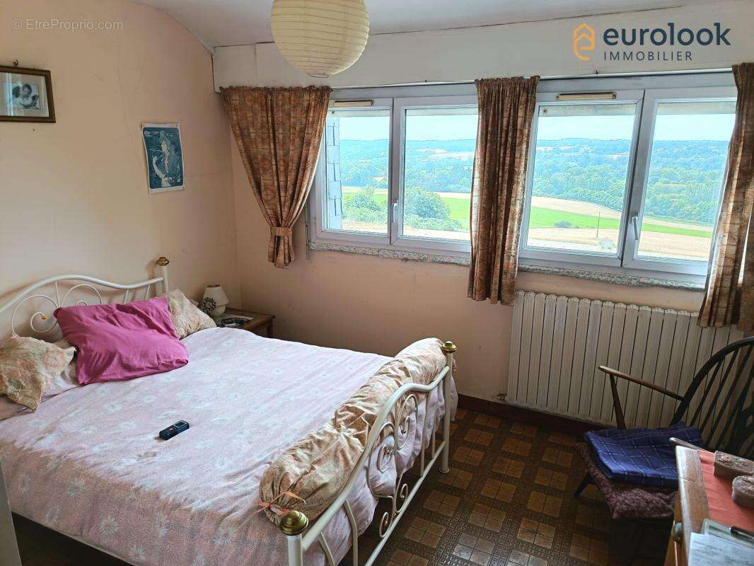 T4 96 m² sur sous-sol - photo 7