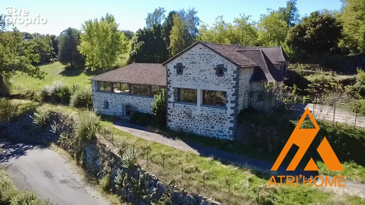 Photo Maison à Vezac au prix de 787 500€