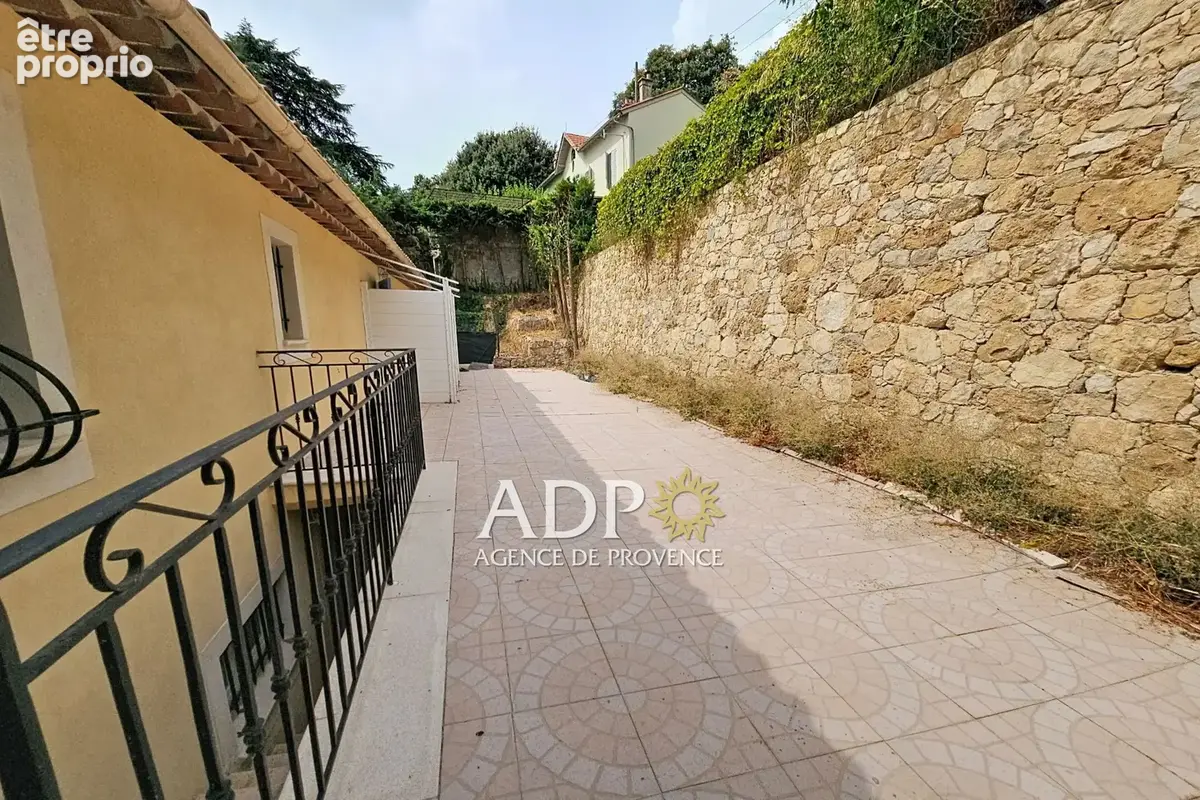 Maison 4 pièces 98 m² à vendre à Grasse (06130) - photo 5
