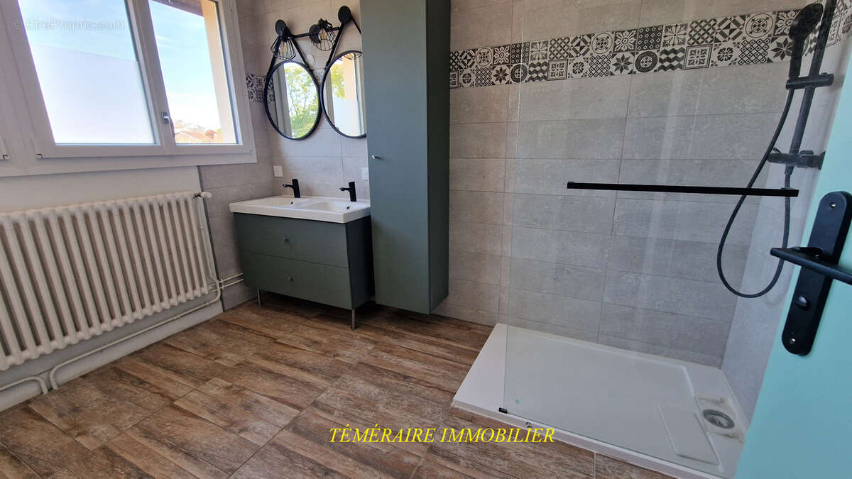 Maison à CHAMPAGNOLE