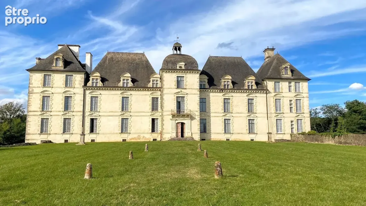 Château féodal au coeur des Landes sur 3,5 hectares - photo 3