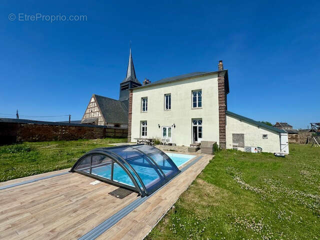 Maison à NEUFCHATEL-EN-BRAY