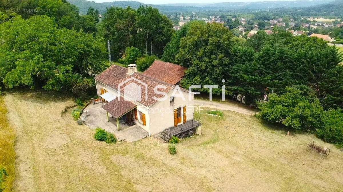 Photo 2 - Maison à LE BUISSON-DE-CADOUIN