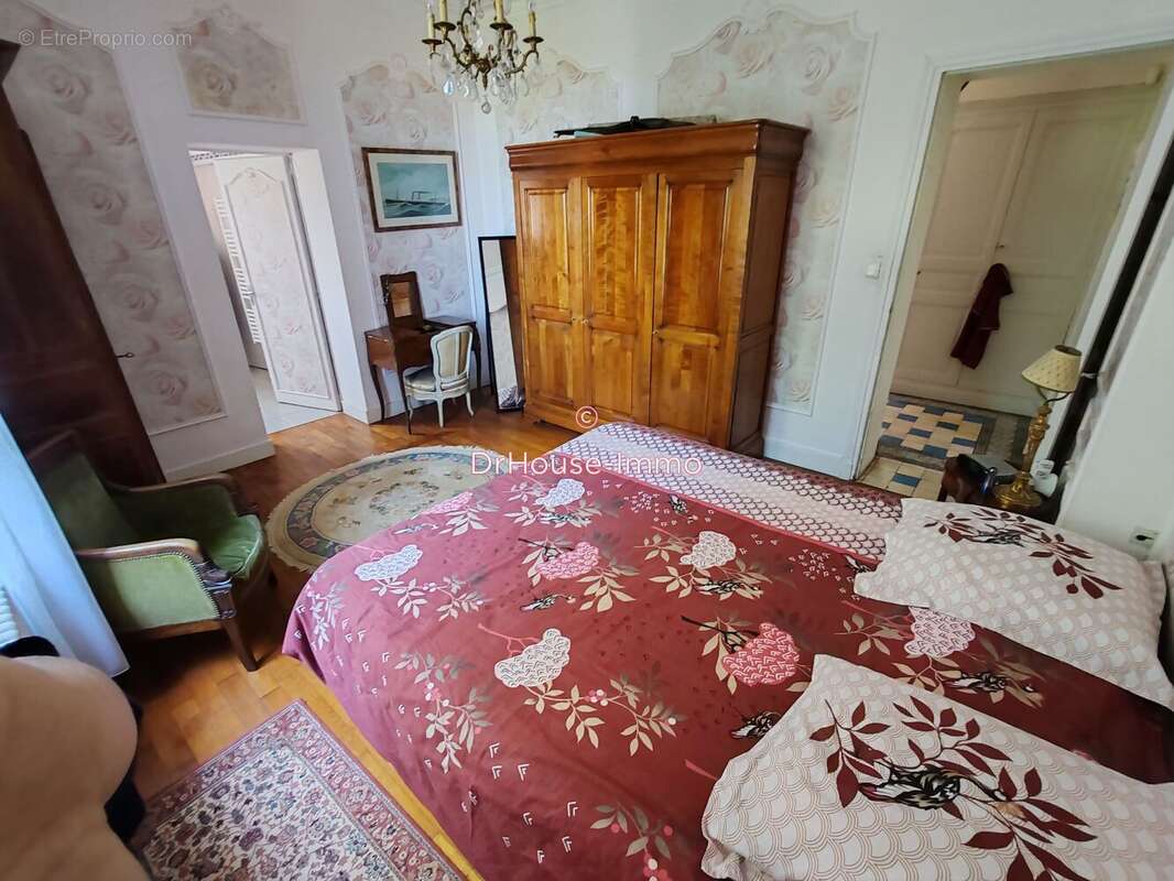 Maison à PORT-DE-PILES