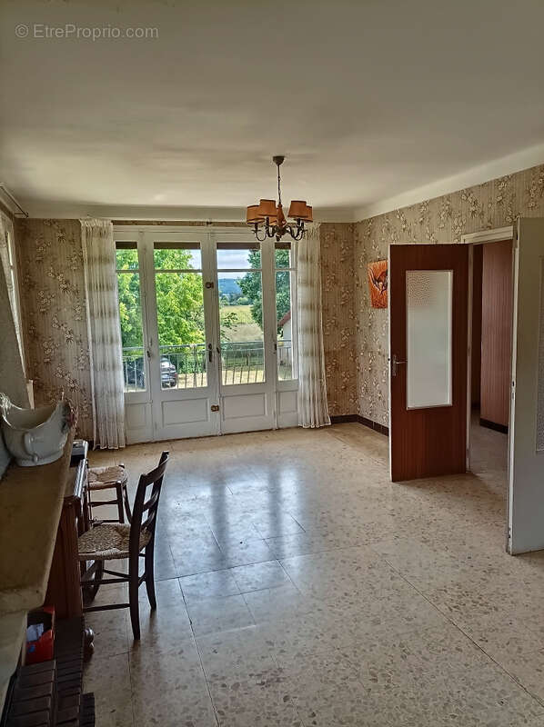 Maison à DURAVEL