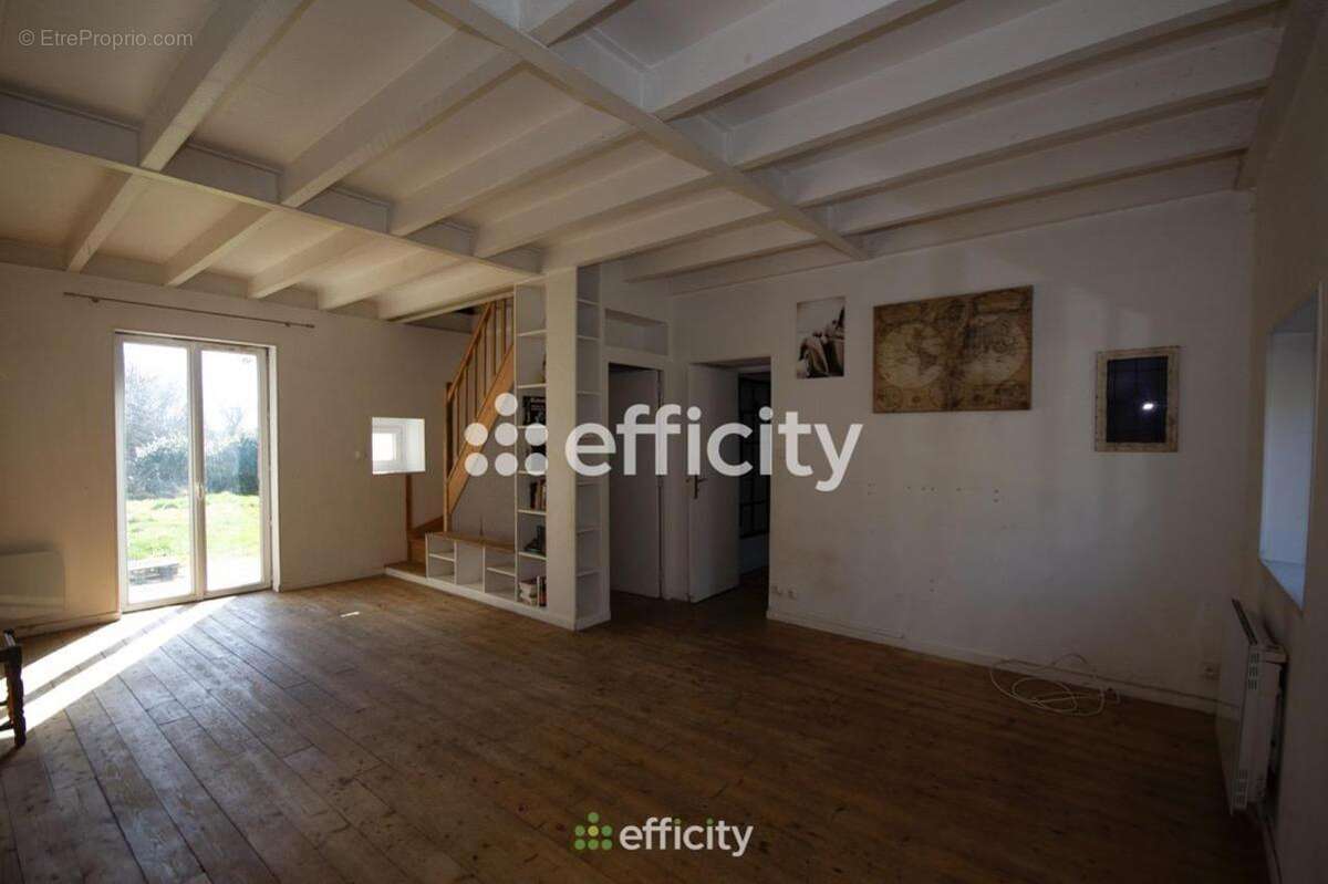 Maison à AUNAY-EN-BAZOIS
