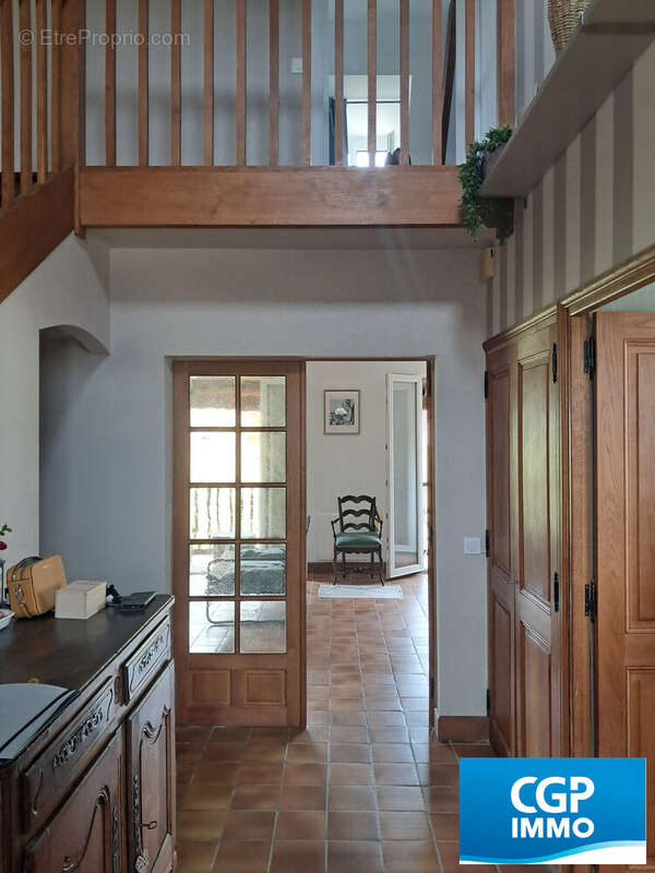 Maison 142 m² à Saint-Cere  - photo 4