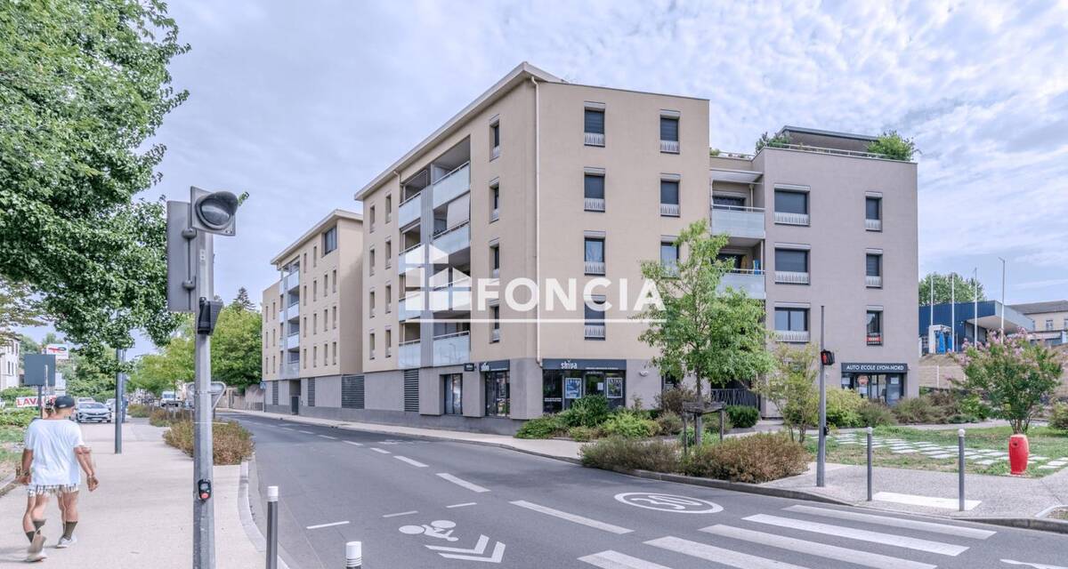 Appartement à NEUVILLE-SUR-SAONE