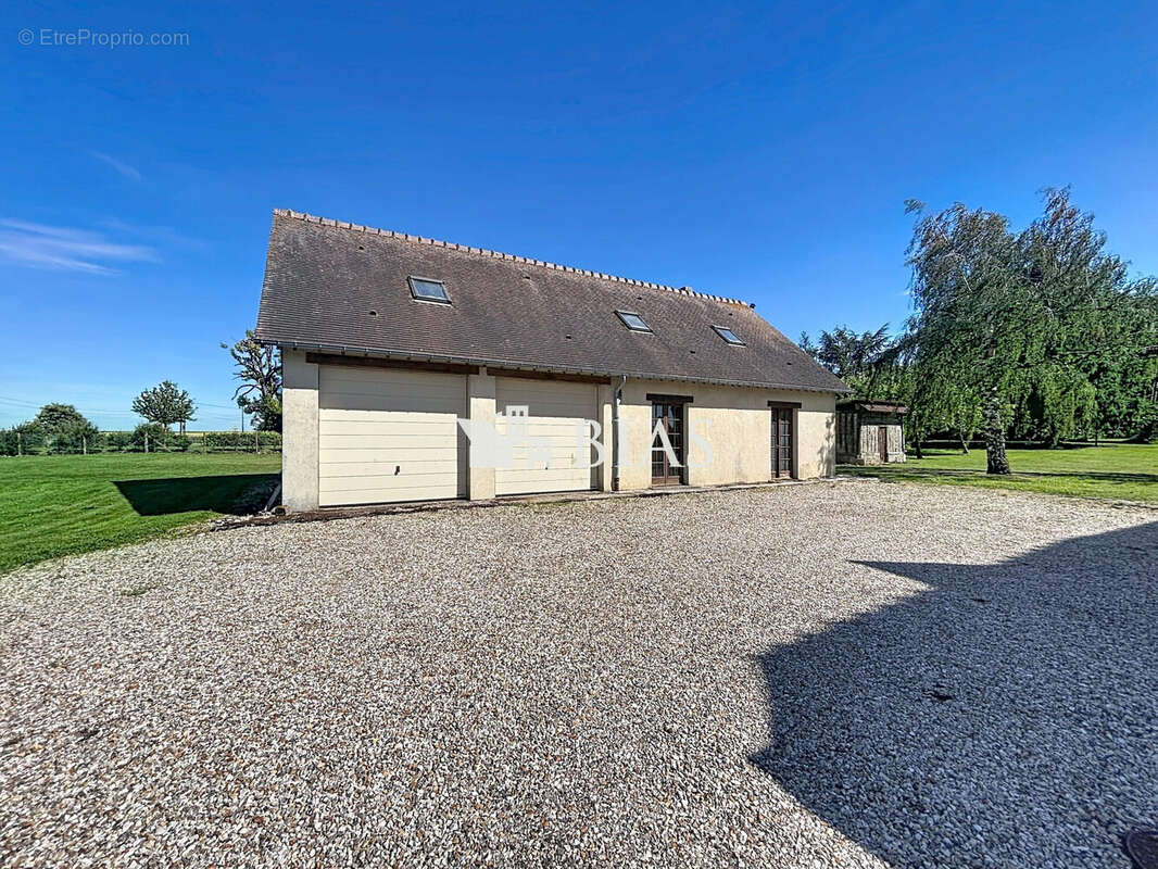Maison 225 m² à Daubeuf-La-Campagne  - photo 3