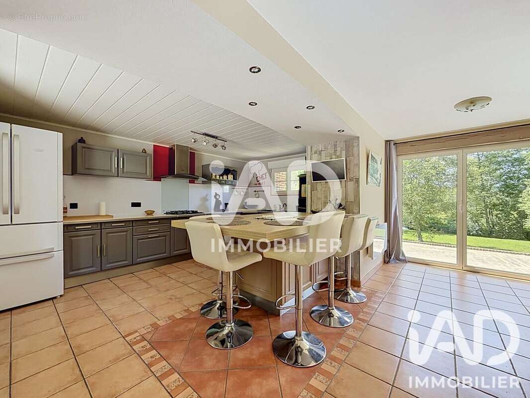 Maison 101 m² à Chandai  - photo 8