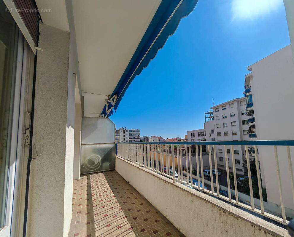 Appartement à CAGNES-SUR-MER