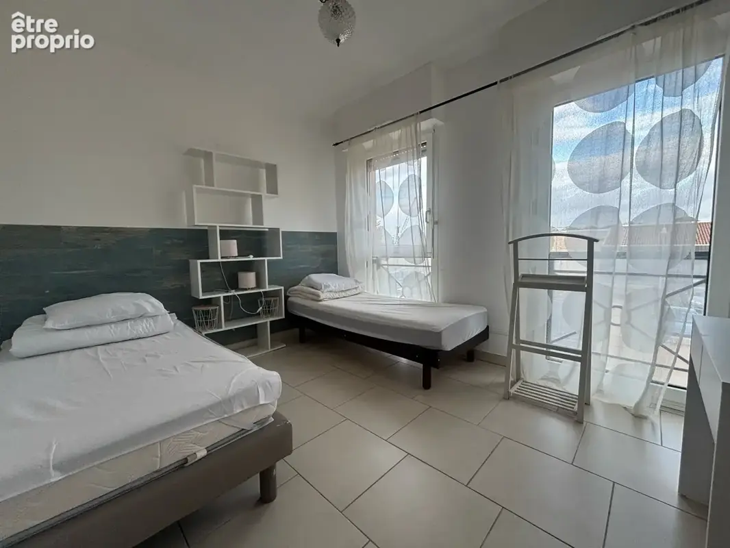 Appartement T3 avec balcon vue port de plaisance - photo 10