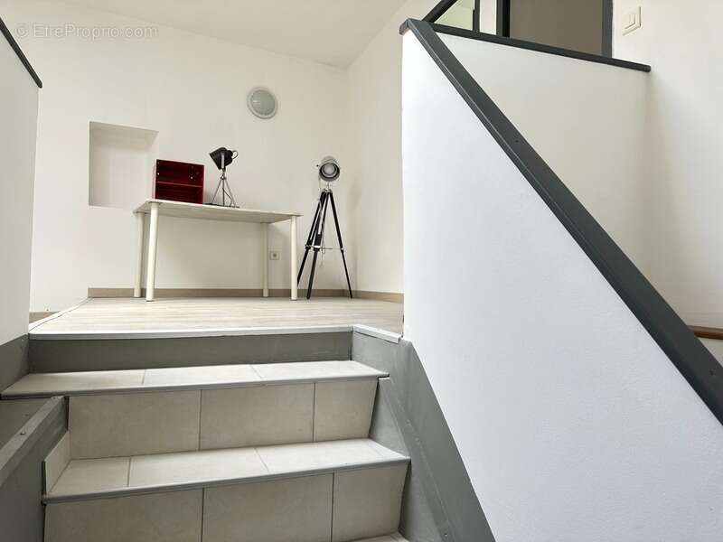 Maison à VINON-SUR-VERDON