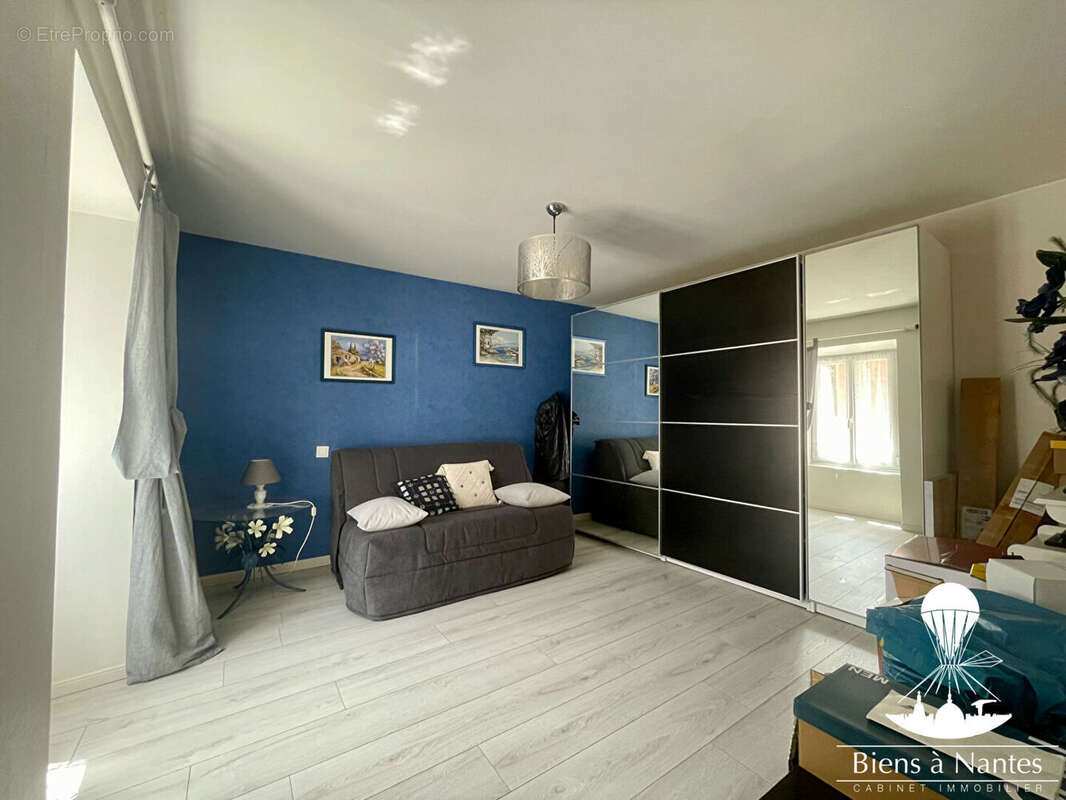 A Vendre Maison 5 pièces 121 m² Basse Goulaine Parcelle 860 m² - photo 10