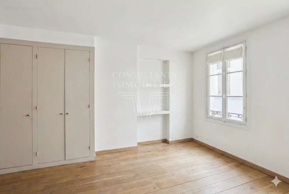 Appartement à PARIS-6E