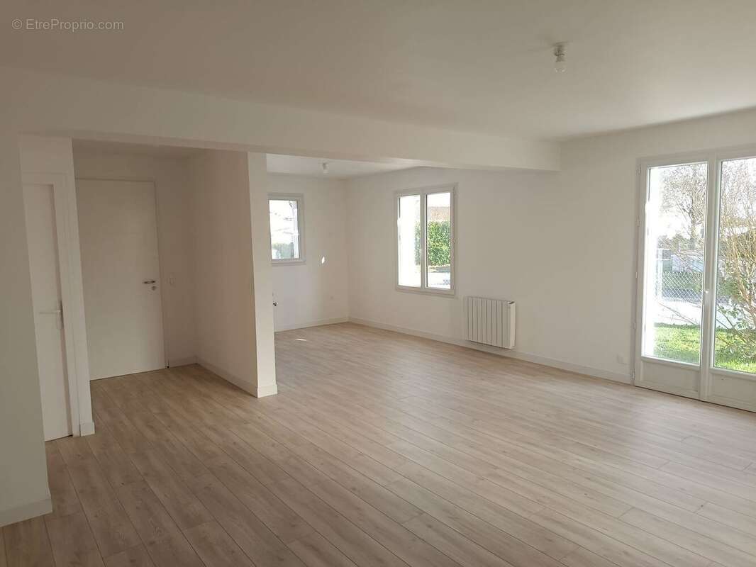 Maison à SAUJON