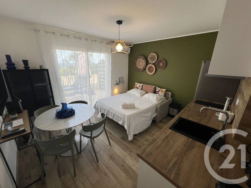 Appartement à LINGUIZZETTA
