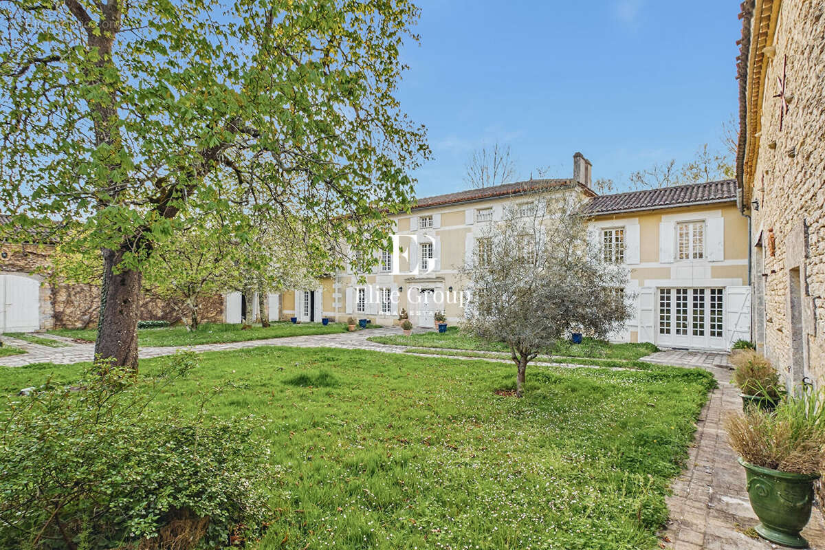 Maison à VARS
