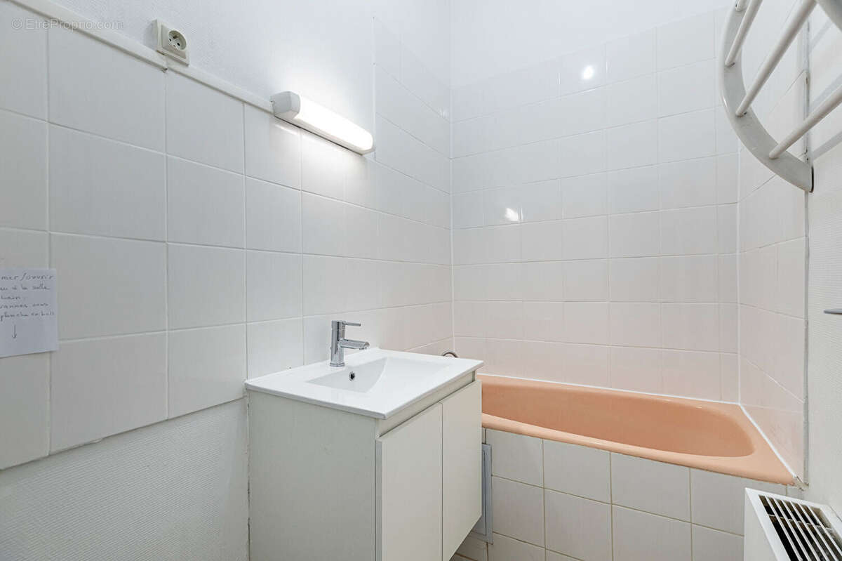 Appartement à PARIS-15E