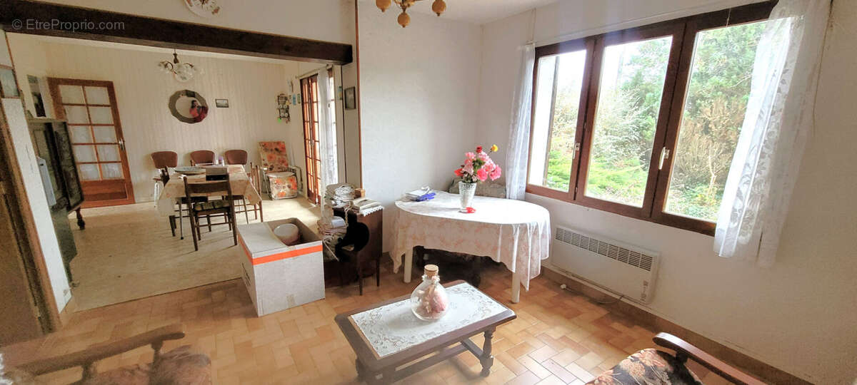 Maison à CHAMBEUGLE