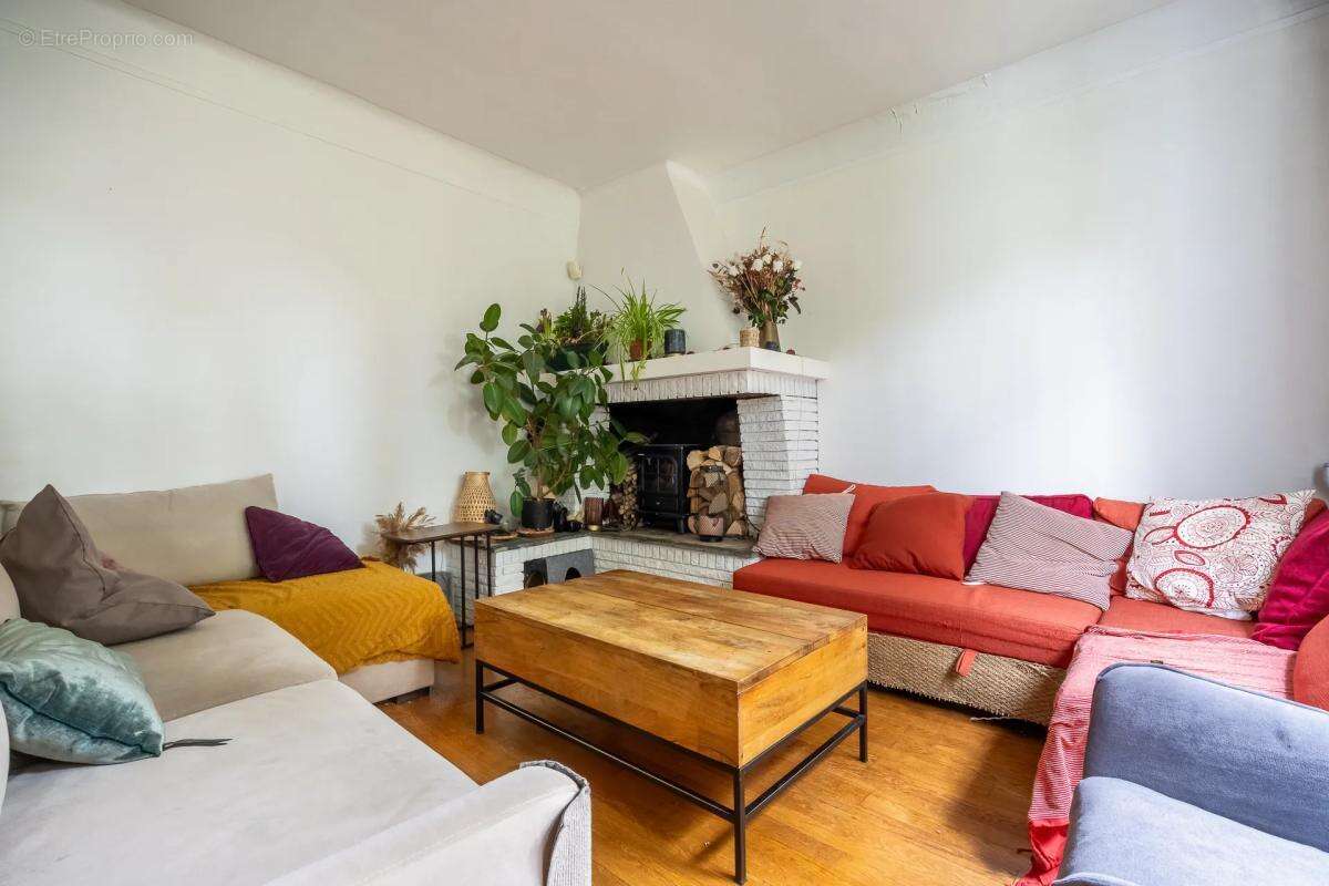 Maison à NEUILLY-PLAISANCE